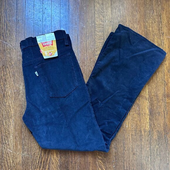 Vintage 1970s Levi’s 946 Bell Bottom Navy Blue Corduroy Jeans, White Tab 32.5x28